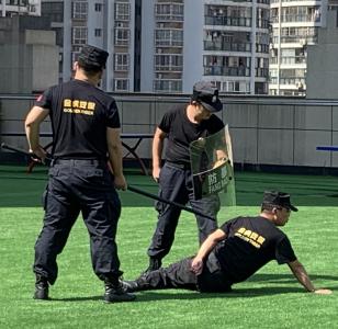 隊(duì)員防暴訓(xùn)練